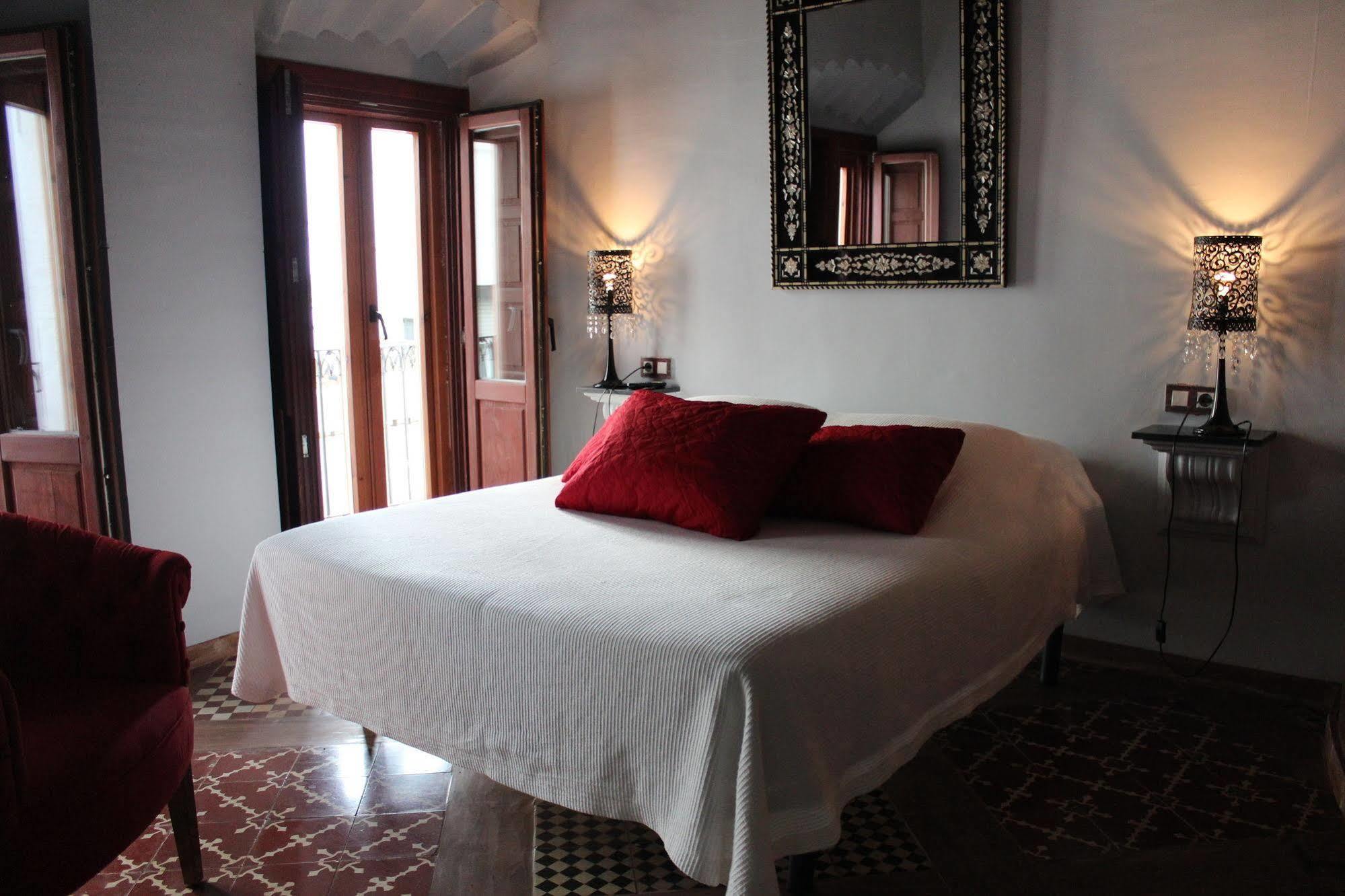Hotel La Boheme Caceres Exterior photo