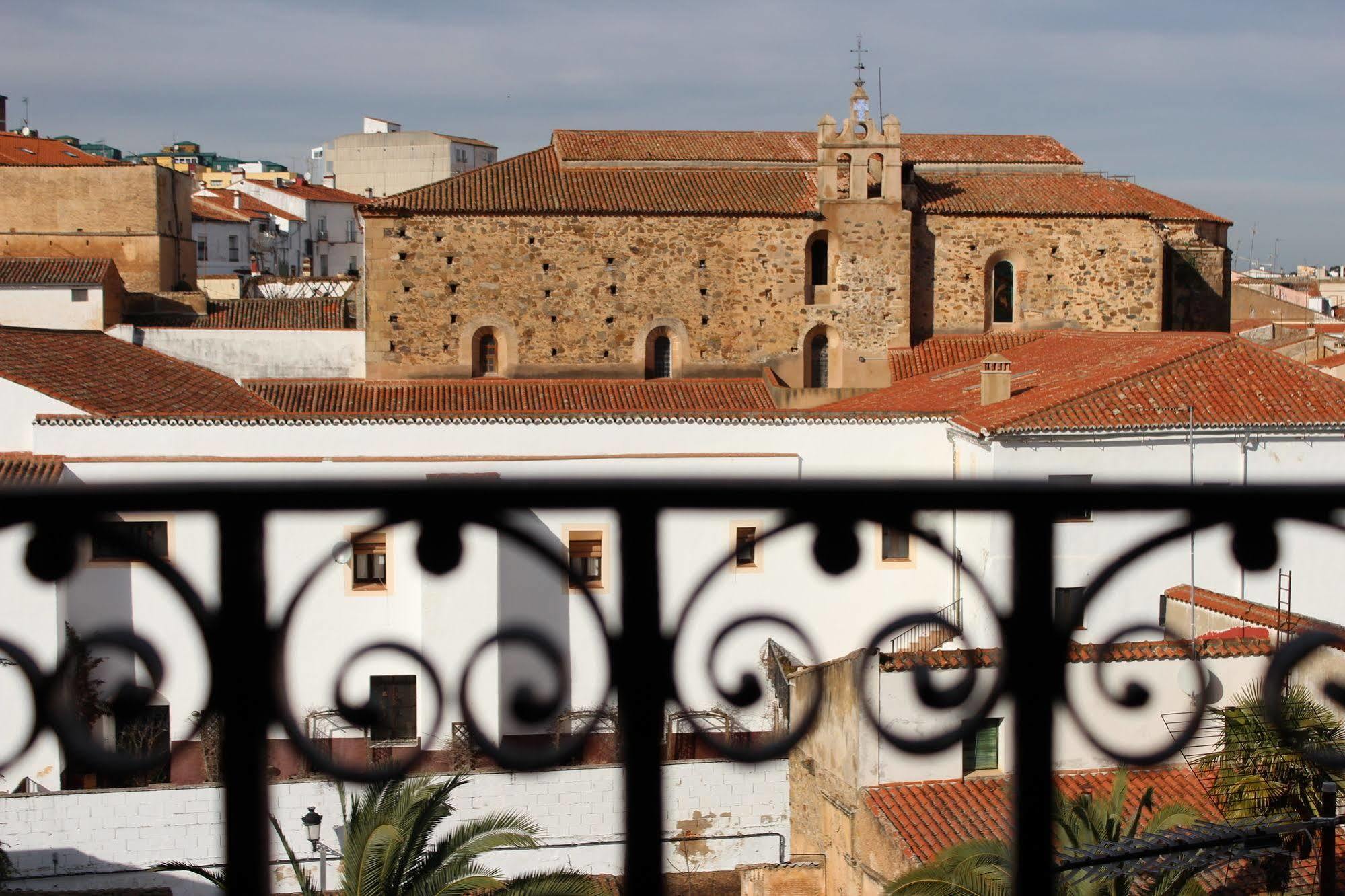 Hotel La Boheme Caceres Exterior photo
